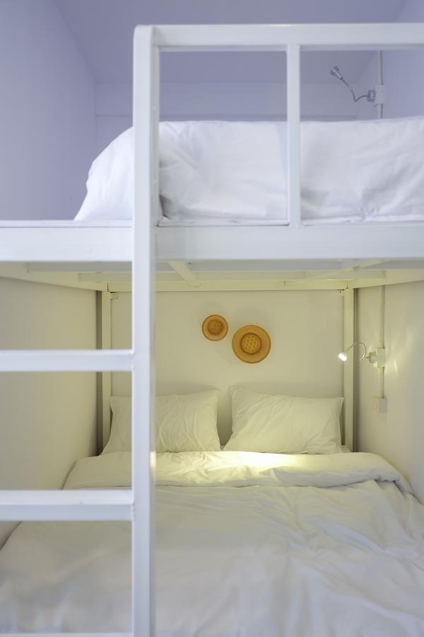 Baan Baan Hostel - Sha Plus Phuket Екстериор снимка
