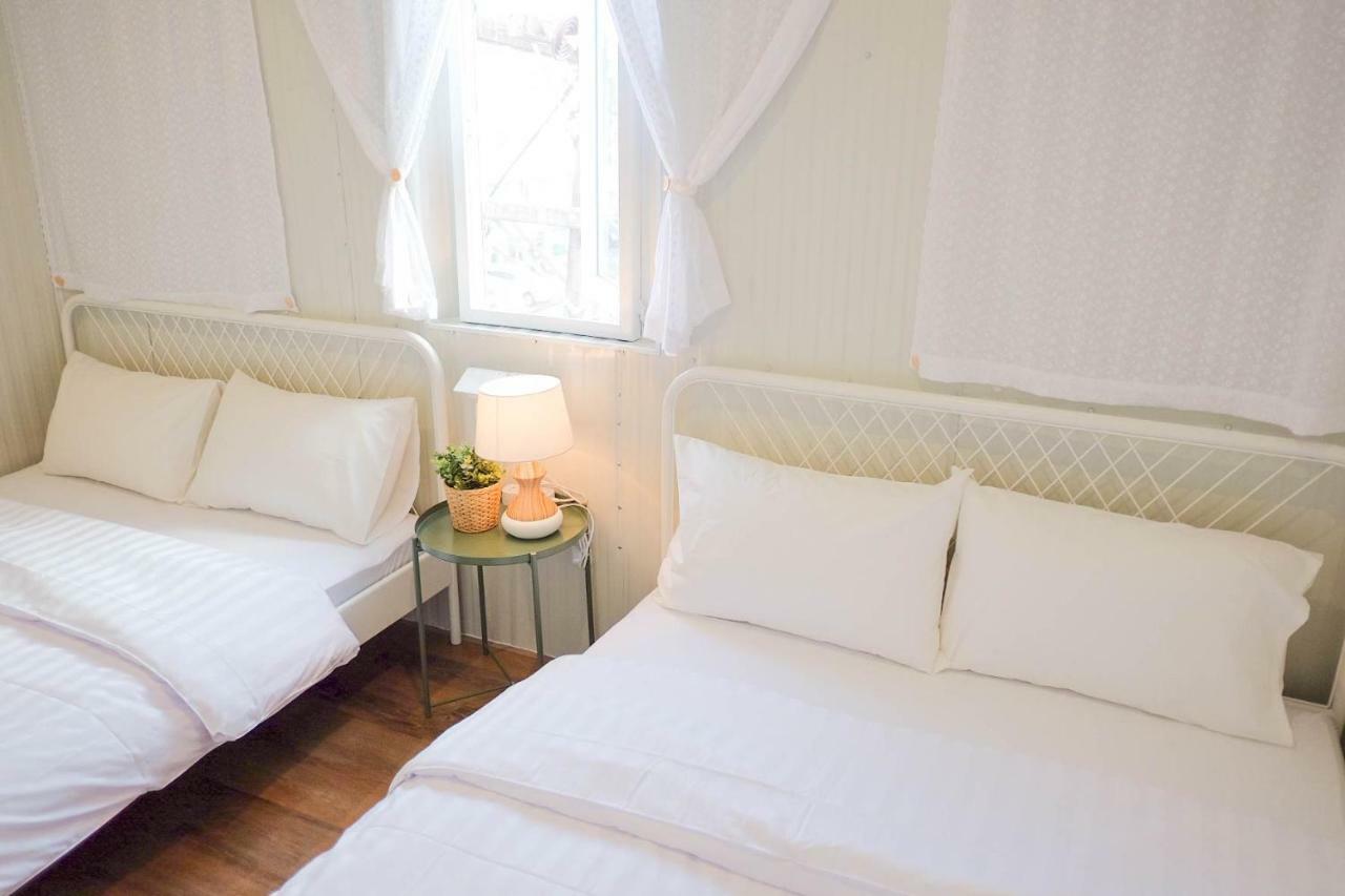Baan Baan Hostel - Sha Plus Phuket Екстериор снимка