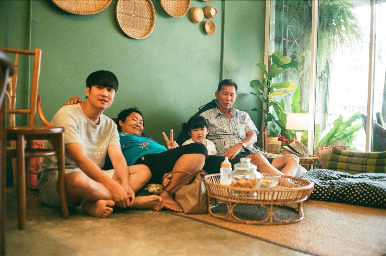 Baan Baan Hostel - Sha Plus Phuket Екстериор снимка